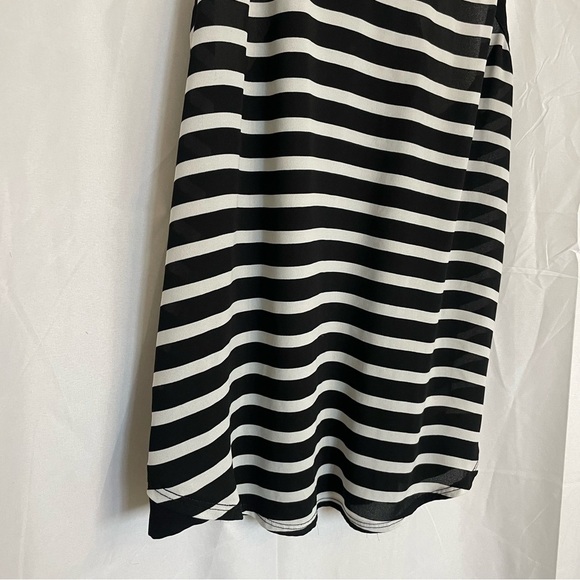 EXPRESS Women’s Black White Stripe Racer Back Zip Up Tank Top Size XS - Picture 3 of 10